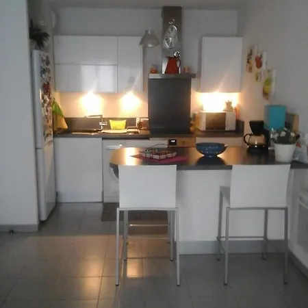2 Room Apartment Frejus Fréjus